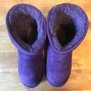 Classic Ugg Boots (Size 4 Girls)